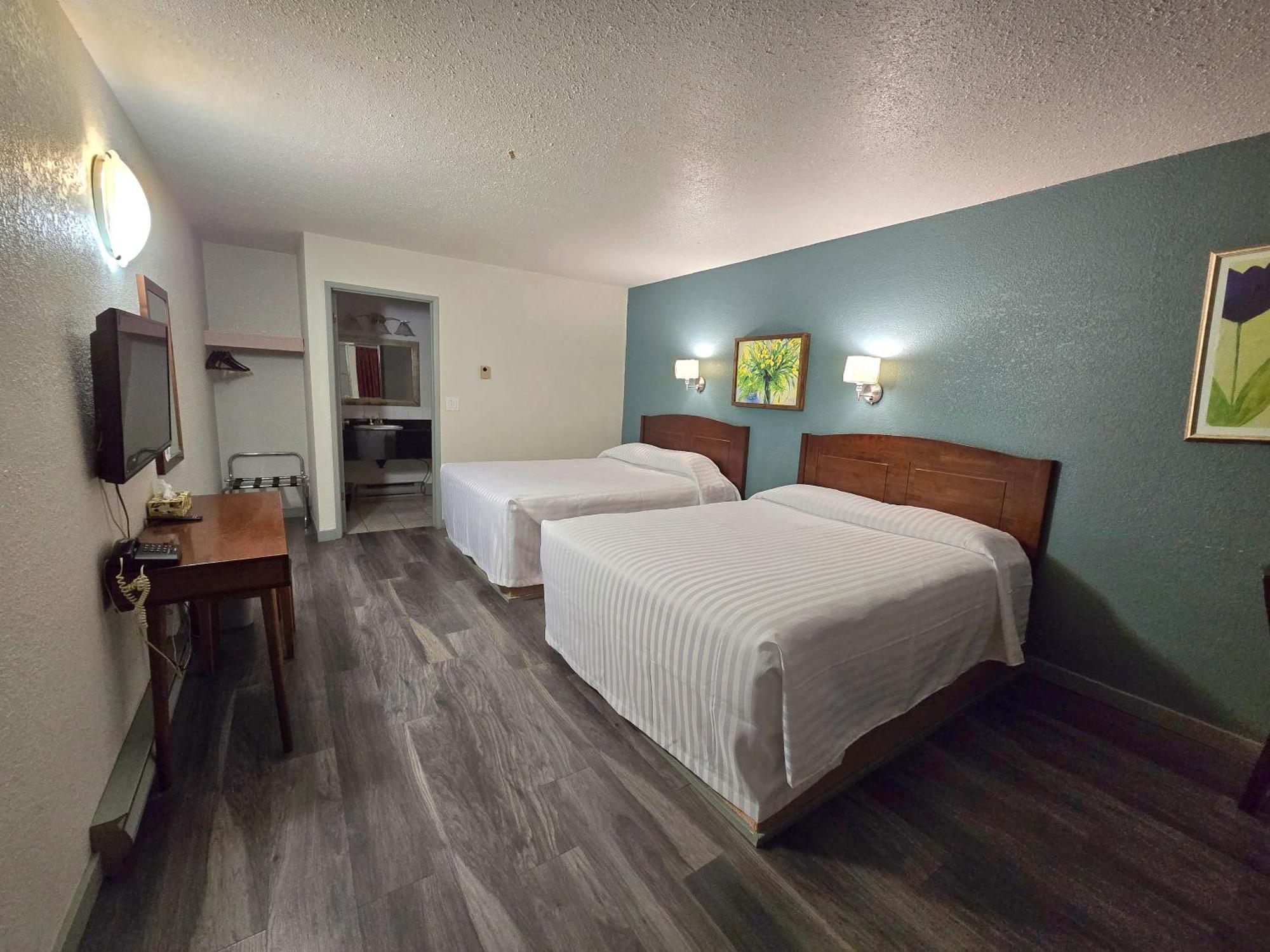 Alpine Inn Valemount Eksteriør billede