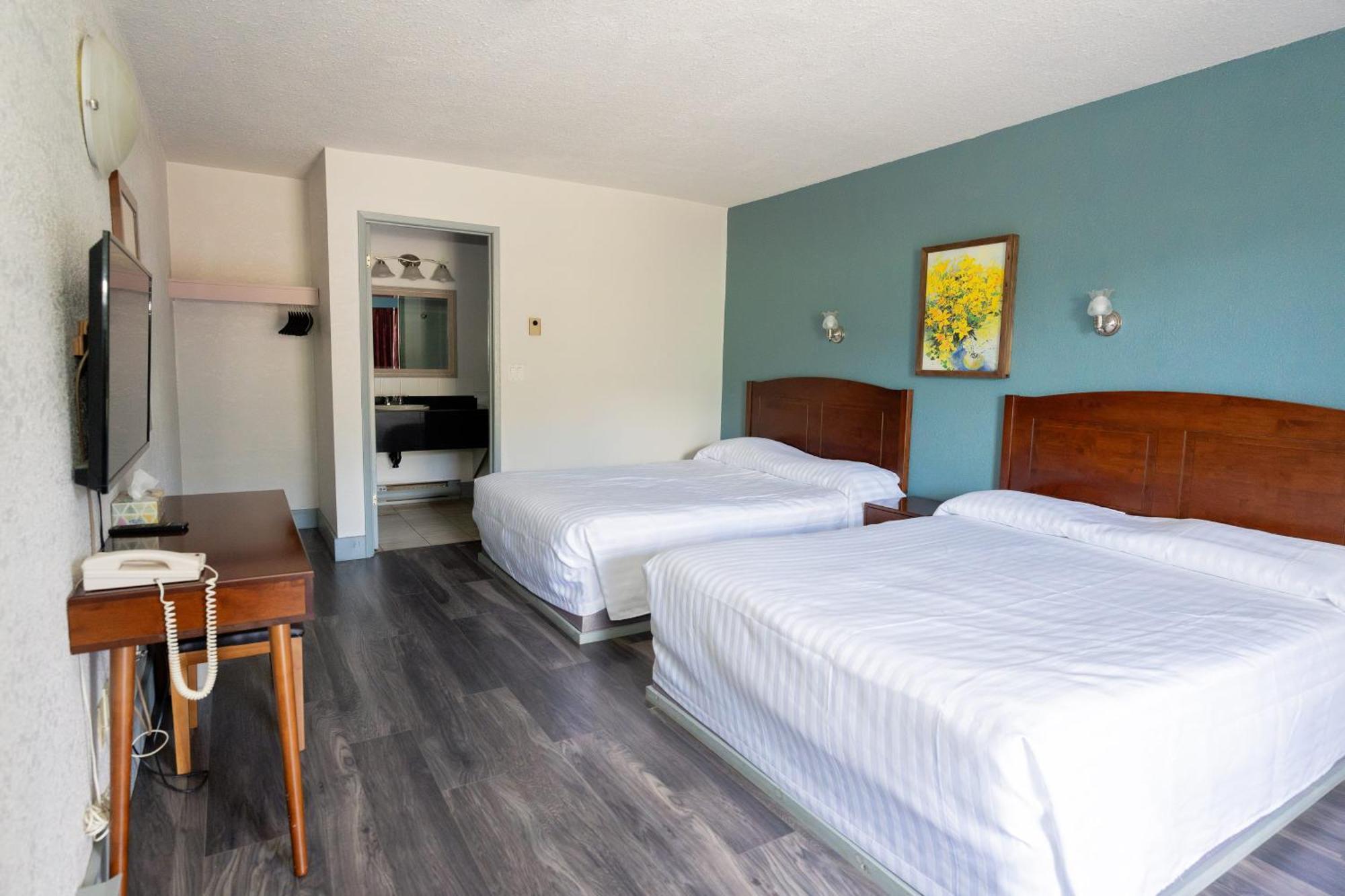 Alpine Inn Valemount Eksteriør billede