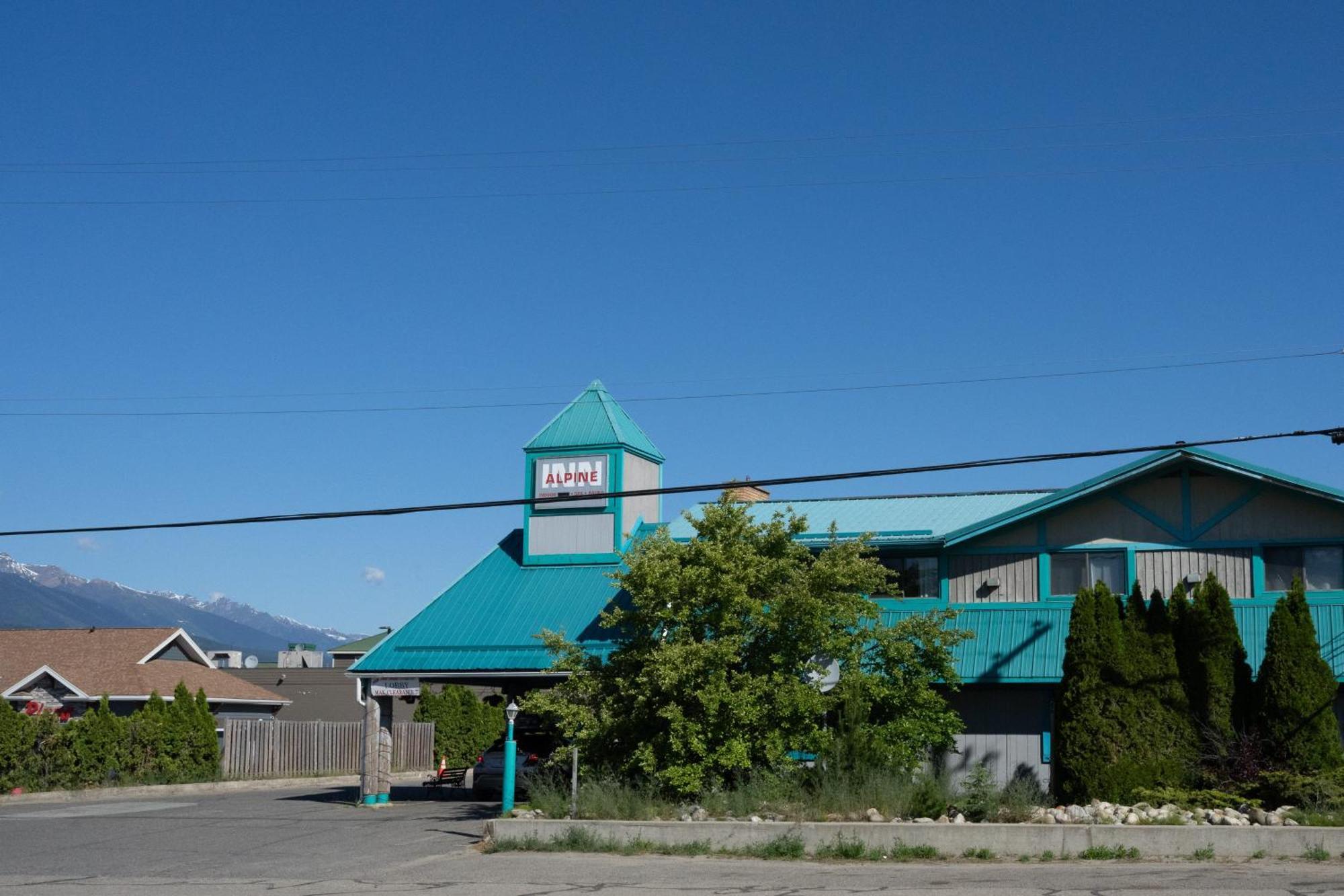 Alpine Inn Valemount Eksteriør billede